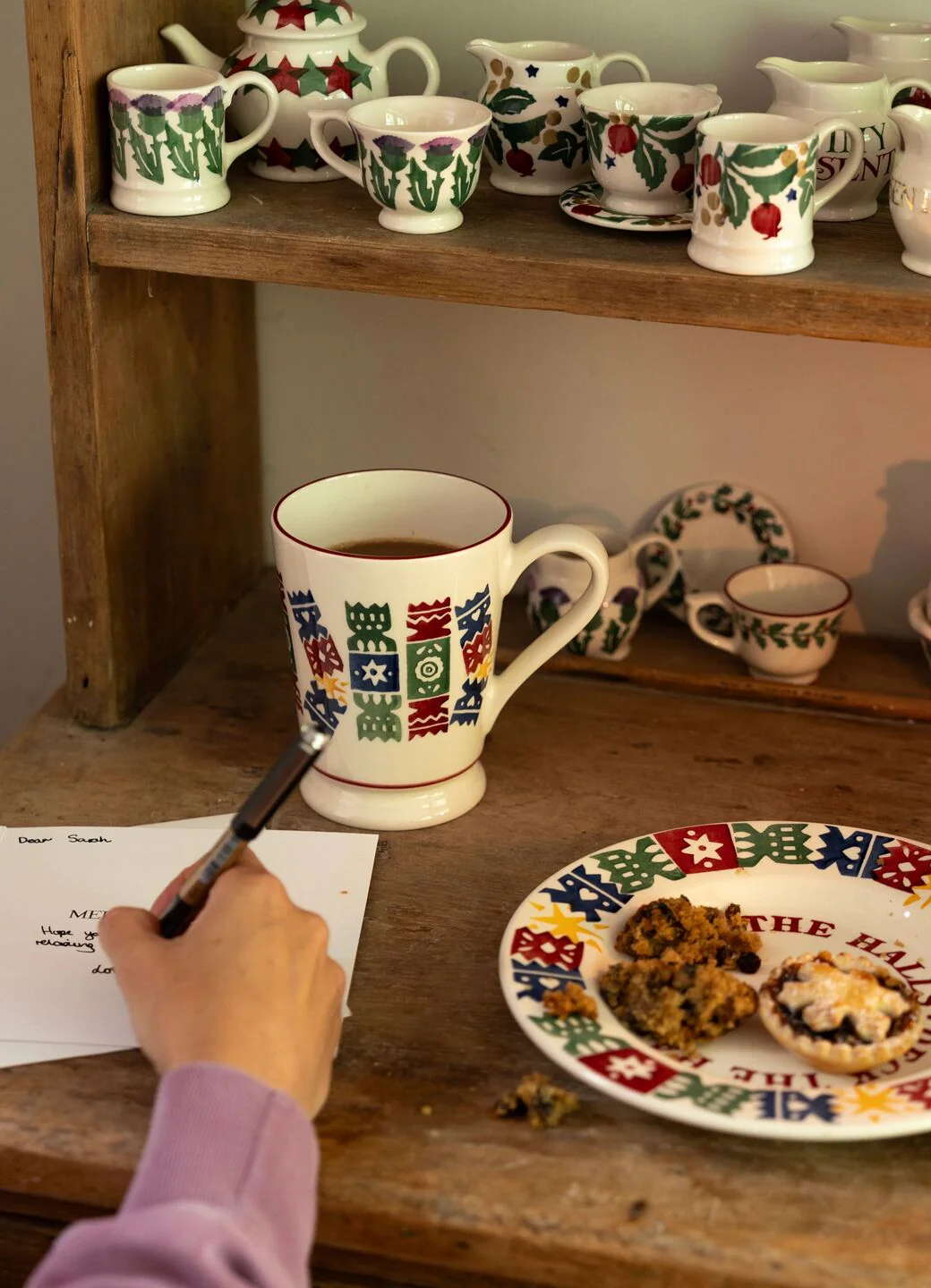 Christmas Crackers Cocoa Mug - Image 6